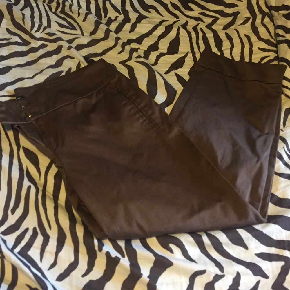 Brown INC Capri pants - 8
